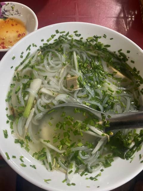 Bánh canh hẹ Lê Duẩn-Trần Hưng Đạo