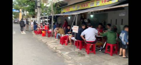 Cháo lòng bánh hỏi 123 Bà Triệu