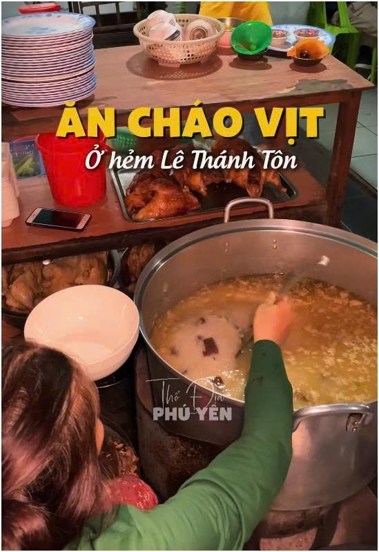 Cháo Vịt Bảy Nguyệt