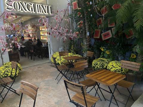 SongHinh Cafe & Bistro
