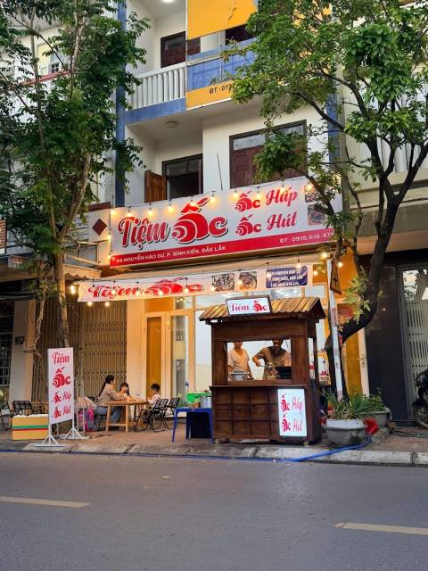 TIỆM ỐC - 94 NGUYỄN HÀO SỰ